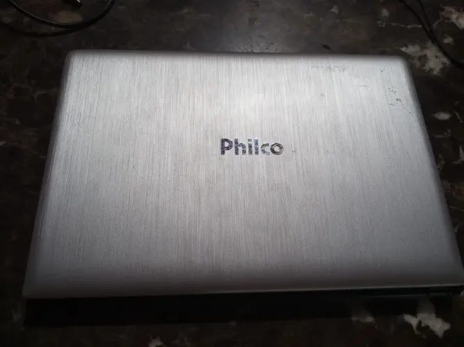 Notebook Philco com defeito.