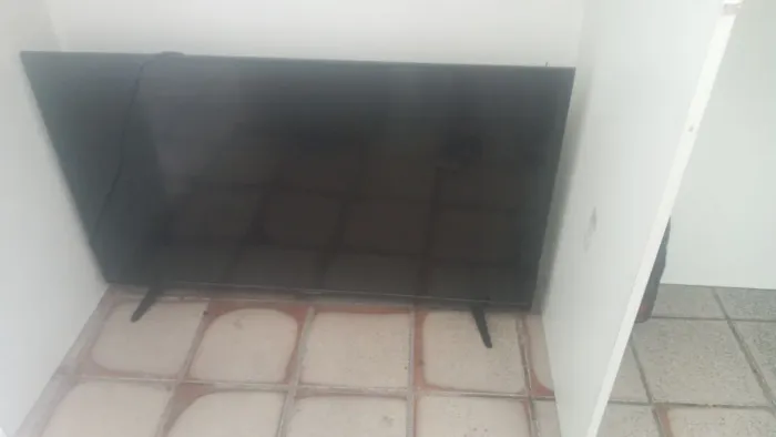 TV 50 Panasonic toda perfeita 600 manda o zap