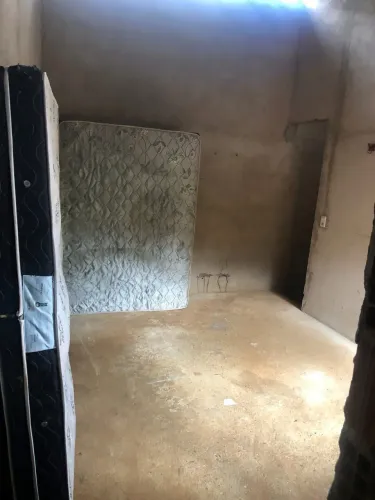 Vendo uma casa