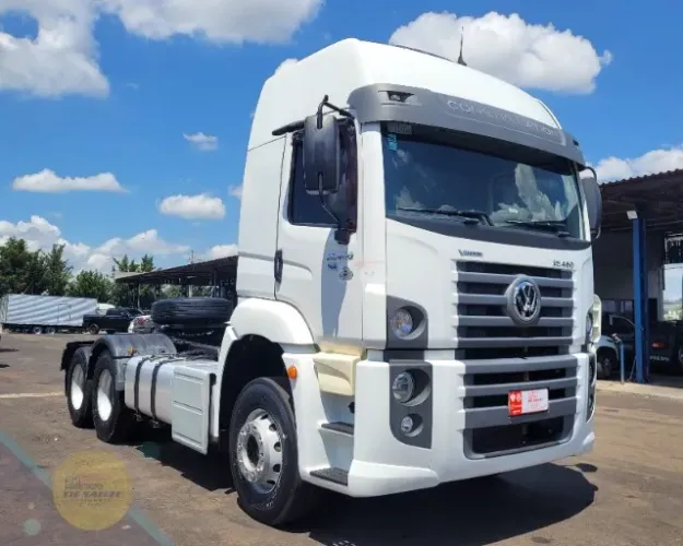 Volkswagen 25.460 6x2 Constellation Ano 2022/23 Automático