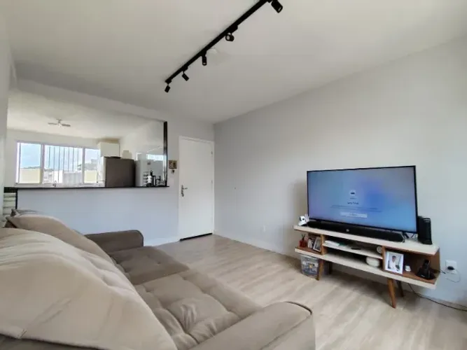 Apartamento - Centro - Condomínio Tressoldi - 80 m²