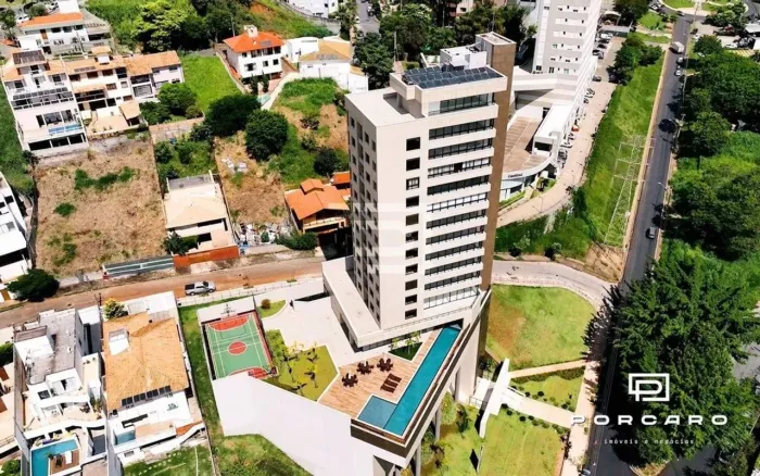 Cobertura de 363m² no Santa Lúcia