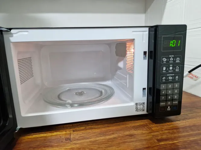 Microondas Mondial MO-01-21-B 220v
