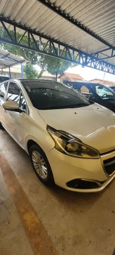 Peugeot 208 Allure 1.2 Flex 12V 5P Mec. 2018