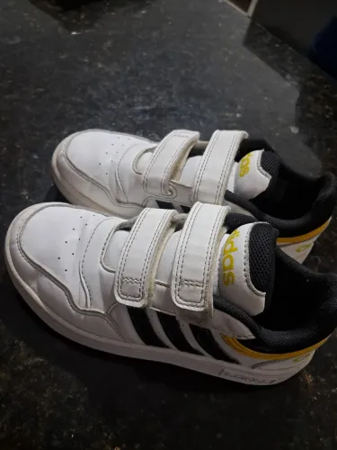 Tenis adidas original