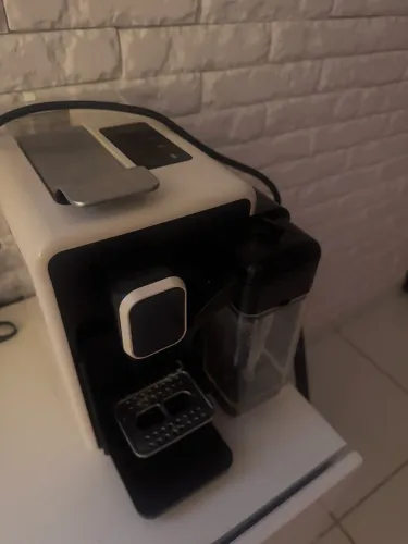 MAQUINA DE CAFE TRES CORAÇÕES
