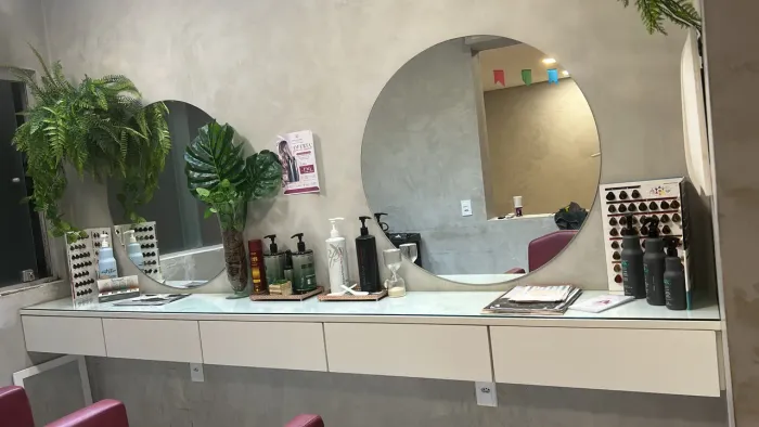 Bancada para salão de beleza
