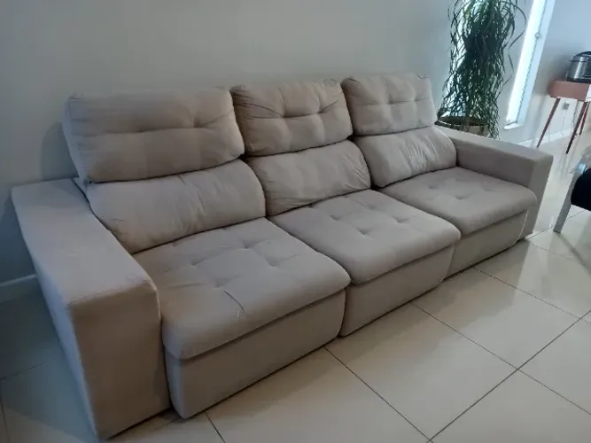 Sofá Retrátil 3 Lugares