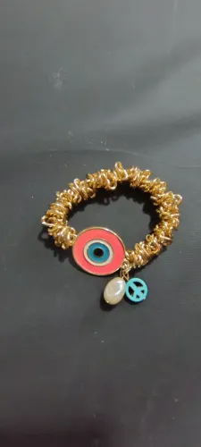 Pulseira dourada