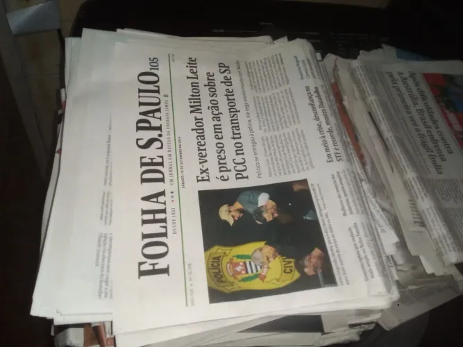 Jornal para pets (Estadão usado limpo)