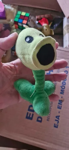 Plants vs Zombies Pelucia 
