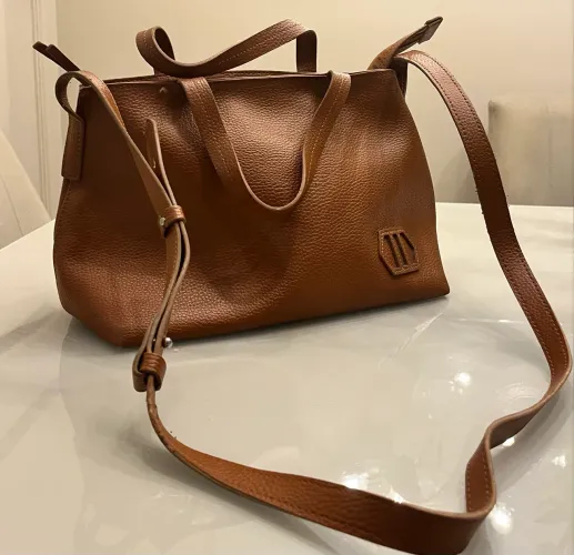 Bolsa Arezzo cor Caramelo