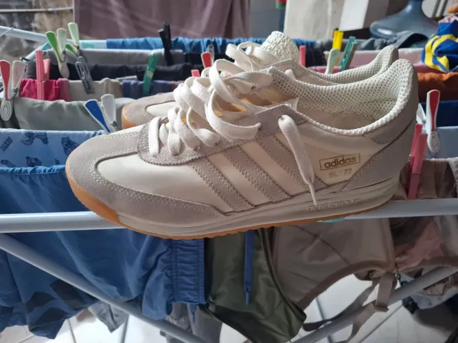 Vende se 3 tenis de numero 41