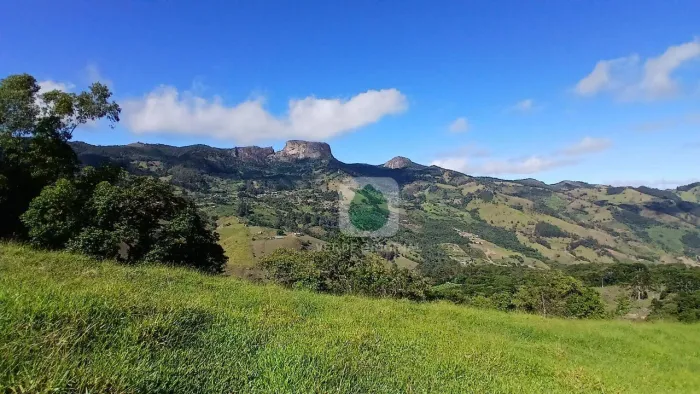 Terreno à venda, 27000 m² por R$ 1.700.000 - Coimbra - São Bento do Sapucaí/SP