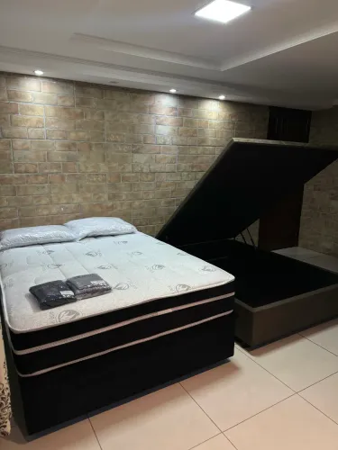 Cama casal com baú 1.88x1.38 NOVO!