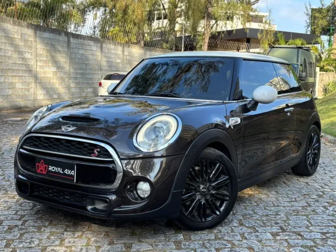 Mini Cooper S 2.0 Turbo 16V 3P Aut. 2015