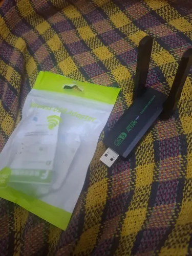 Adaptador Wifi Dual Band Ac1300 5ghz / 2,4ghz 1300mbps Antena Wireles Placa de Rede USB