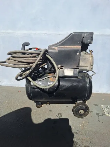Compressor de ar Schutz 22l