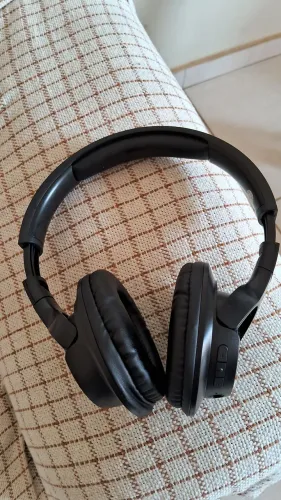 Vendo headphone novo.