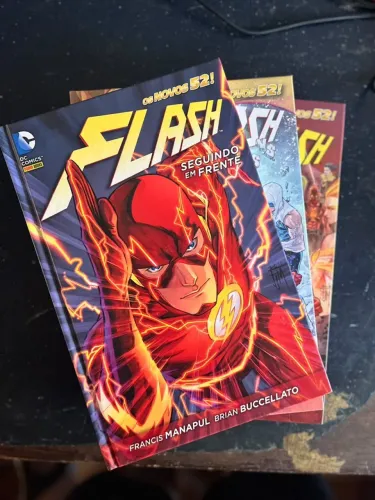 Flash - Novos 52 (3 edições)