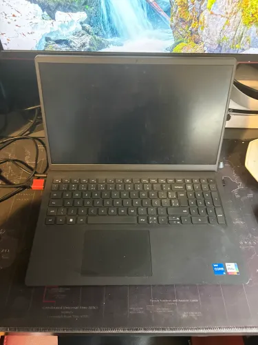 Notebook Dell Inspiron 15 12 gen Intel Core i5 16GB RAM 512GB SSD 15.6" Full HD Windows 11