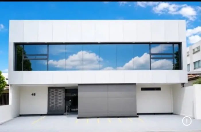 Empresarial em Petrolina  426 m2 localização excelente | com estacionamento | VENDA 