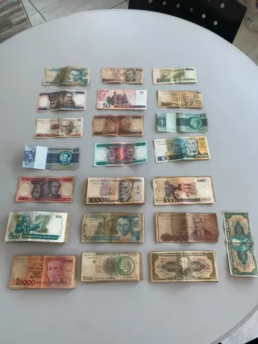 Coleção com 207 Cédulas Antigas Brasileiras - Lote Completo