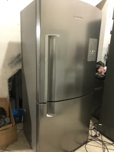 Geladeira Brastemp Maxxi inverse inox