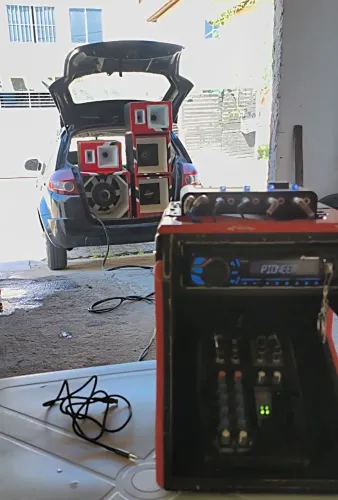 VENDO SOM AUTOMOTIVO COMPLETO