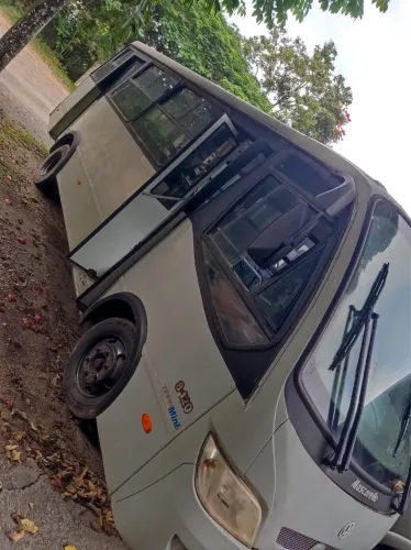 Micro ônibus motor x10