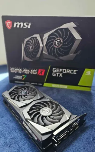 Placa de vídeo G force 1650 super