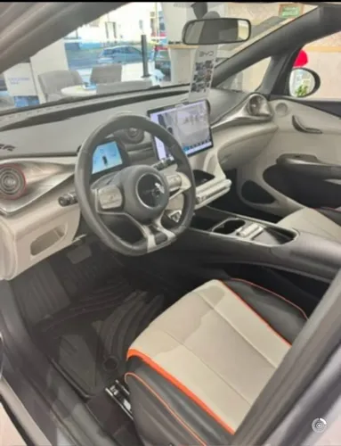 BYD Dolphin EV (Elétrico) 2026