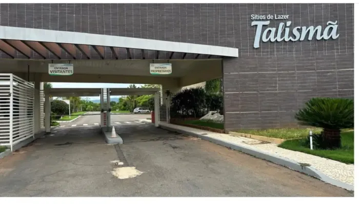 LOTE DE ESQUINA COM 2.544,90 m² À VENDA  CONDOMÍNIO TALISMÃ | GUAPÓ/GO