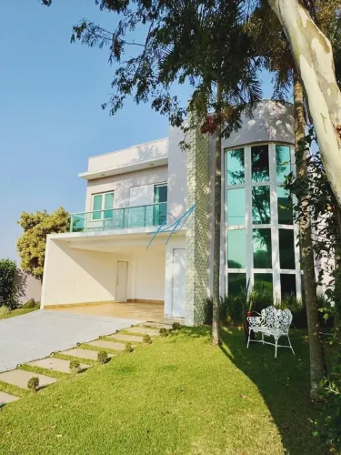 Maravilhosa casa com Segurança, Privacidade e muito conforto...