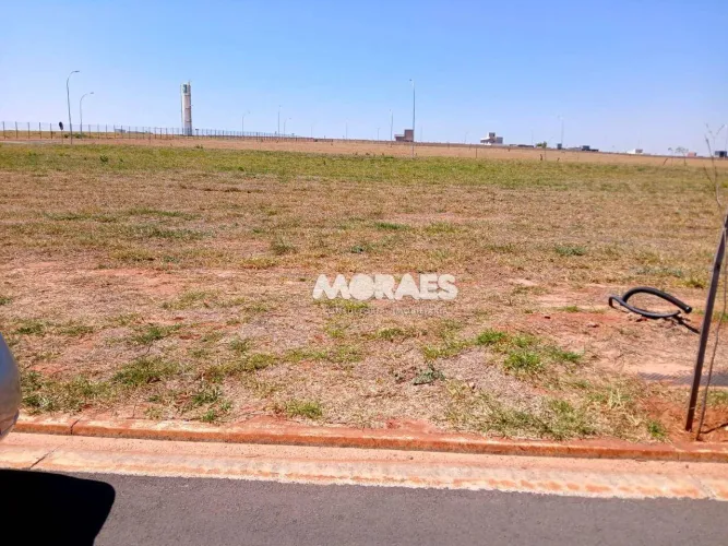 Terreno à venda, 319 m² por R$ 240.000 - Guestier Residencial Boutique - Piratininga/SP
