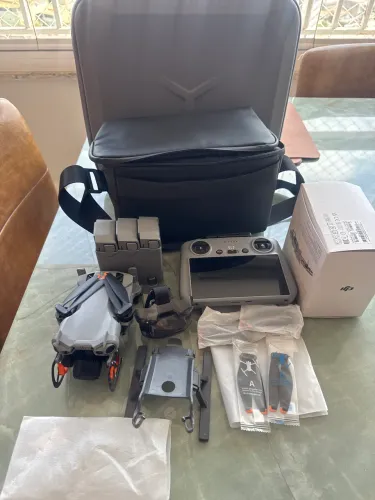Mini 5 Pro Combo Fly More Plus ( 51 minutos).