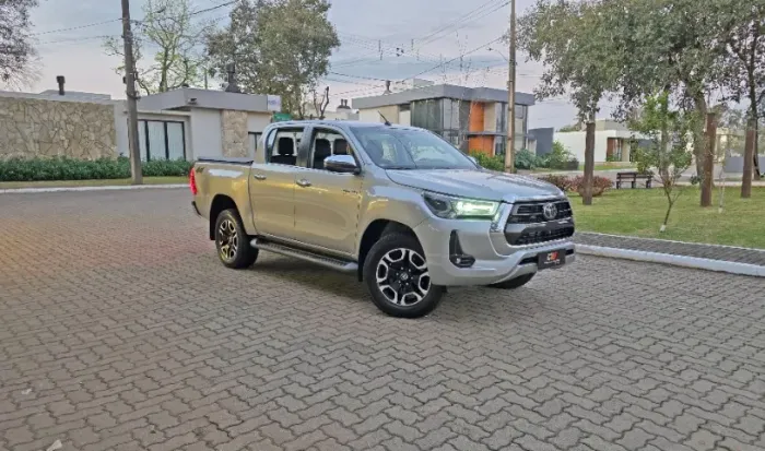 Toyota Hilux CD SRX 4X4 2.8 TDI 16V Diesel Aut. 2022