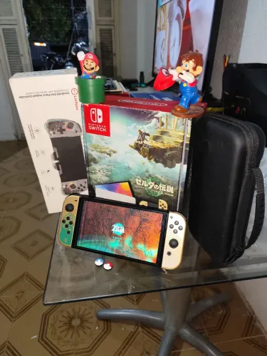 NINTENDO SWITCH OLED DESTRAVADO edição ZELDA. LEIA...