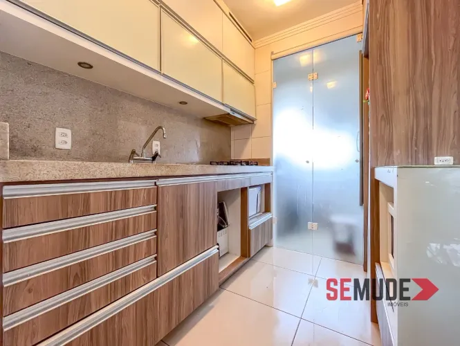 Apartamento 2 dormitórios 1 vaga na Trindade UFSC