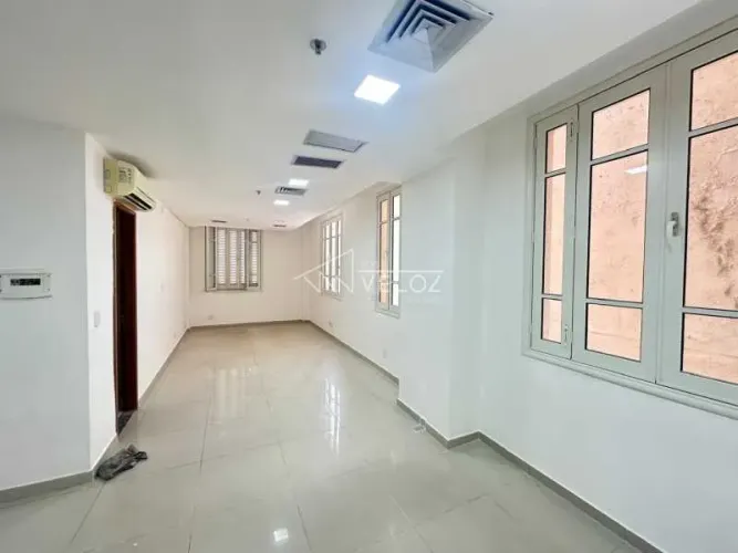 Sala - / Comercial / Catete