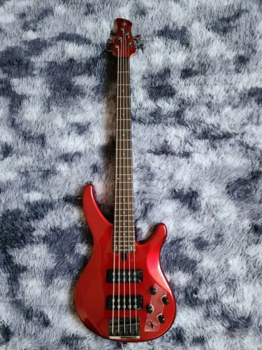 BAIXO YAMAHA TRBX 375 DE 5 CORDAS