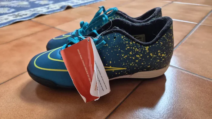 Chuteira Nike Mercurial Society 39 NOVA com Etiqueta - Original
