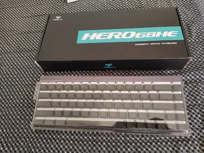 Teclado Magnético Aula Hero 68HE Preto