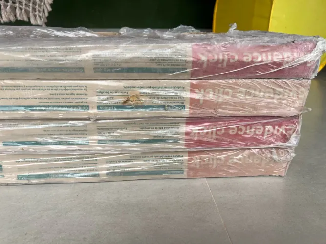 Piso laminando Eucaflor Evidence Click Cacau Marfim