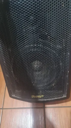 Duas caixas passivas de 12