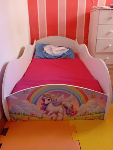 Cama carrossel infantil unicórnio