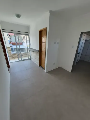 Realiza Imóveis - ALUGA ÓTIMO APARTAMENTO EM BANCO DE AREIA - MESQUITA.