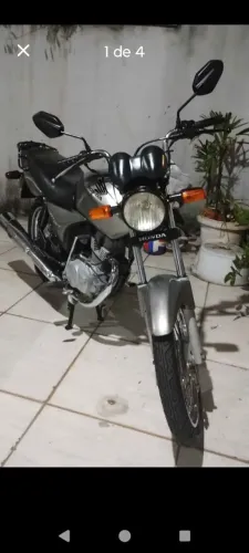 Moto super conservada revisão recentemente vendo ou troco por carro do meu interesse