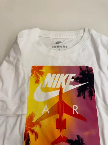 Camiseta Nike infantil tam M nova