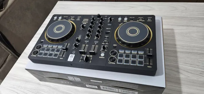 Controladora DDJ FLX4 GOLD Pioneer